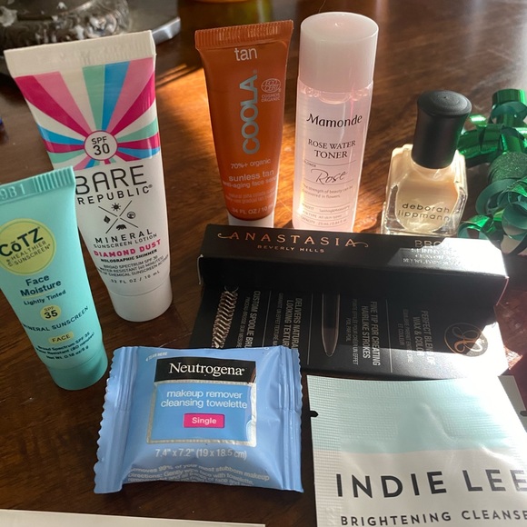 Anastasia Brow Whiz and more Beauty Bundle!🛍😍 - Picture 2 of 9